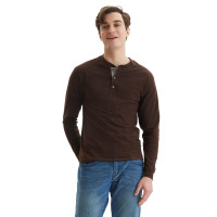 Hanes Henley de tres botones de manga carnada de Hanes Hanes