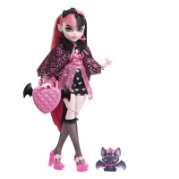 Muñeca Monster High, Draculaura con cabello rosa y negro en apariencia exclusiva con accesorios de moda y cuenta de murciélagos fabulosa
