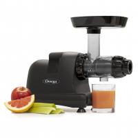 Máquina exprimidora de prensa en frío Omega, sistema de nutrición todo en uno para jugos de frutas y verduras, mantequilla de nueces, alimentos para bebés, pasta y sorbetes, exprimidor de masticación lenta de 80 RPM de triple etapa, 200 vatios, negro