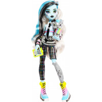 Muñeca Monster High Frankie Stein, conjunto de comité de bienvenida con 15 accesorios que incluyen póster, calcomanía, reloj para mascotas y más