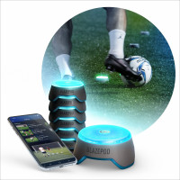 Kit de entrenamiento de reacción de fútbol BlazePod: 6 cápsulas de luz de reacción para mejorar la velocidad, el enfoque y la toma de decisiones - Ejercicios de luz cognitiva para jugadores y entrenadores de fútbol - Acceso a la aplicación