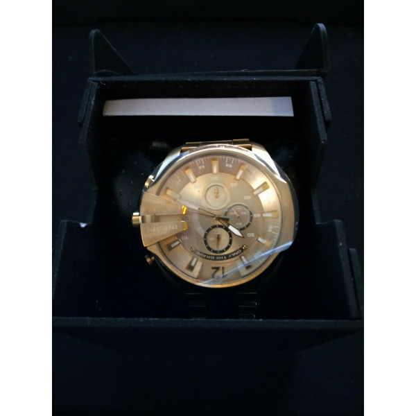 Reloj de pulsera Diesel Mega Chief DZ4360 para hombre, dorado