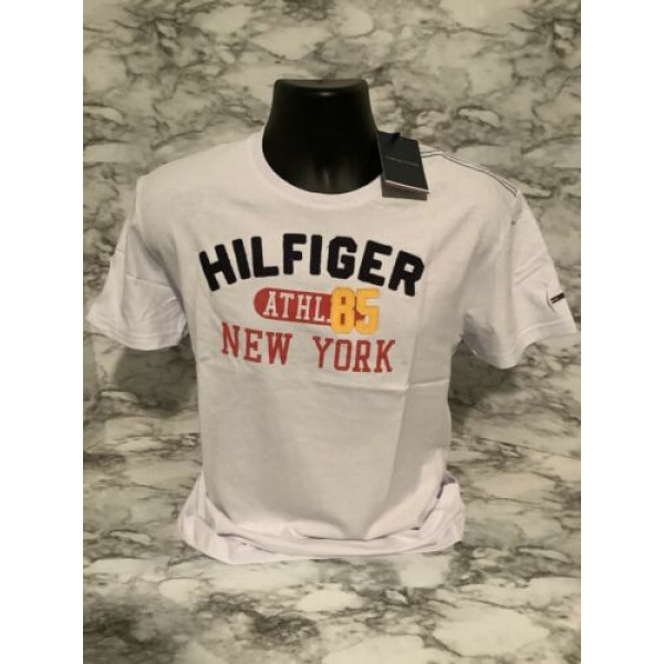 Tommy Hilfiger playera de manga corta con cuello redondo y logo bordado, talla grande.