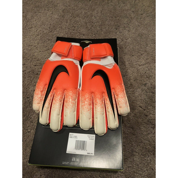 Guantes de portero para adultos Nike Spyne Pro. Tamaño 7. $ 80 Minorista. A estrenar ⚽️