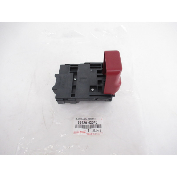 Genuine OEM Toyota 82620-42040 Ensamblaje de bloque de enlace fusible 2001-2005 RAV4