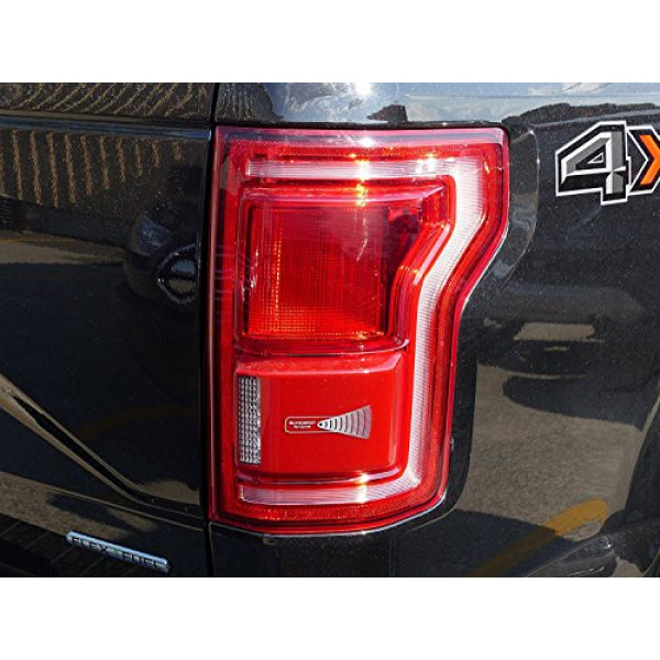 2015-2016 Ford F-150 Lámpara de luz trasera derecha del pasajero con monitor de punto ciego OEM