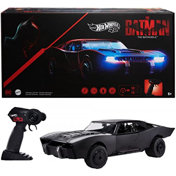 Hot Wheels RC The Batman Batmobile, vehículo de juguete a escala 1:10 con control remoto de la película, controlador recargable por USB, regalo para fanáticos de los autos y cómics y niños de 5 años en adelante [Exclusivo de Amazon]