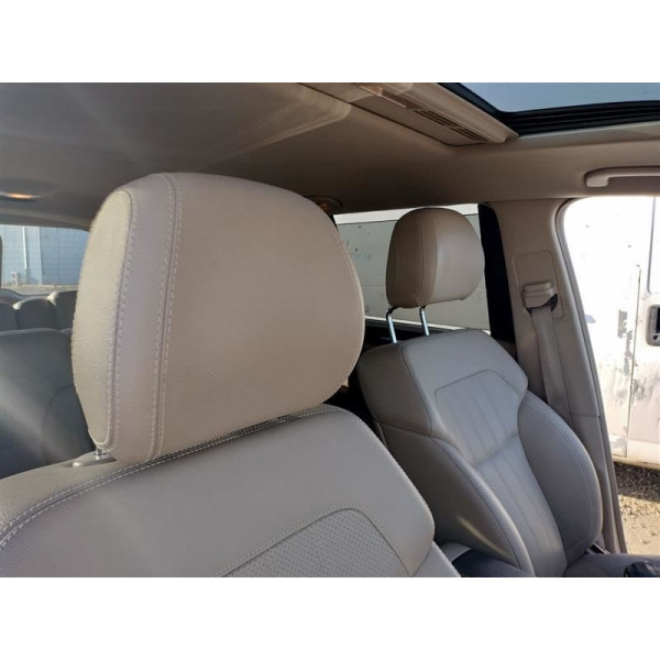 2013 Mercedes Benz GL450 X166 Tan Lea RH Reposacabezas trasero 166-970-05-50-8P26 OEM.