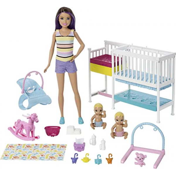 Muñecas y juego Barbie Skipper Babysitters Inc, guardería Nap 'n Nurture, muñeca Skipper, muñeca bebé, cuna y más de 10 accesorios, hamaca de trabajo