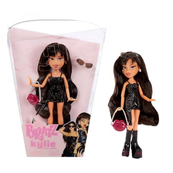 Muñeca Bratz x Kylie Jenner Day Fashion con accesorios y póster